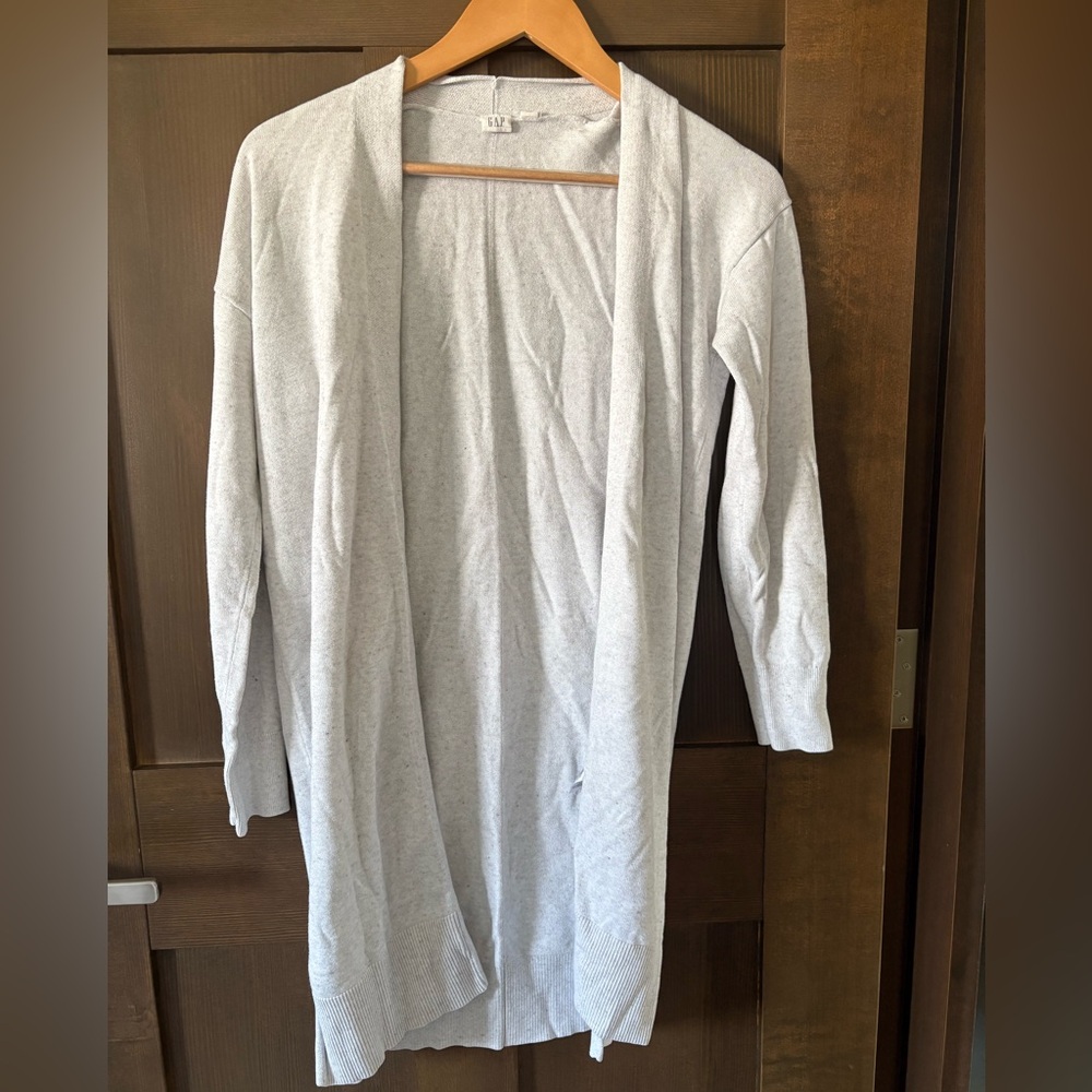 GAP Gray Knit Open-Front Cardigan – Size S, Soft Lightweight Layer
